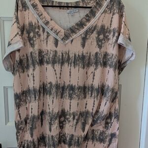 White Birch Pink and Gray Short Sleeve Top